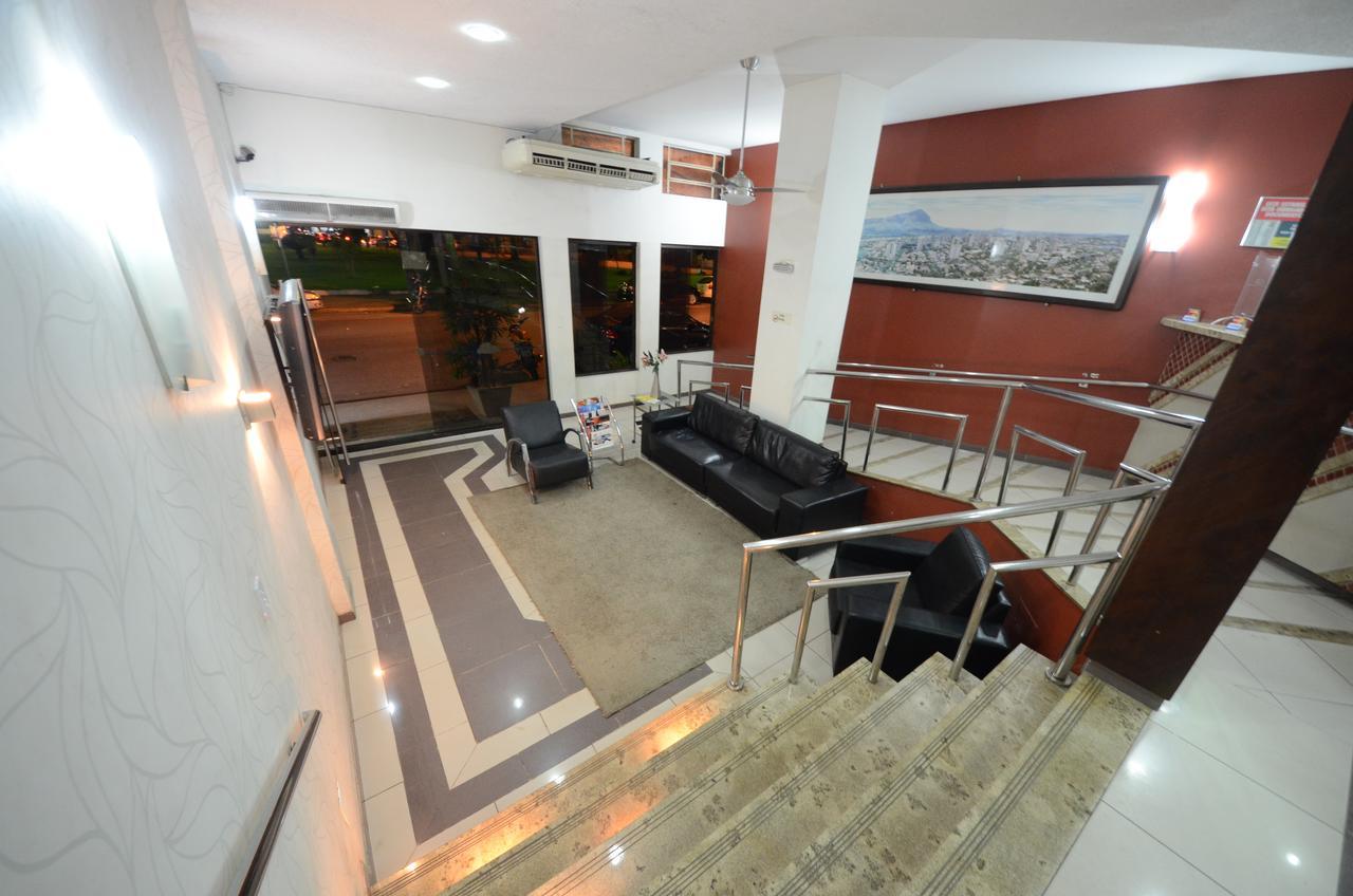 Gv Center Hotel Говернадор-Валадарис Экстерьер фото
