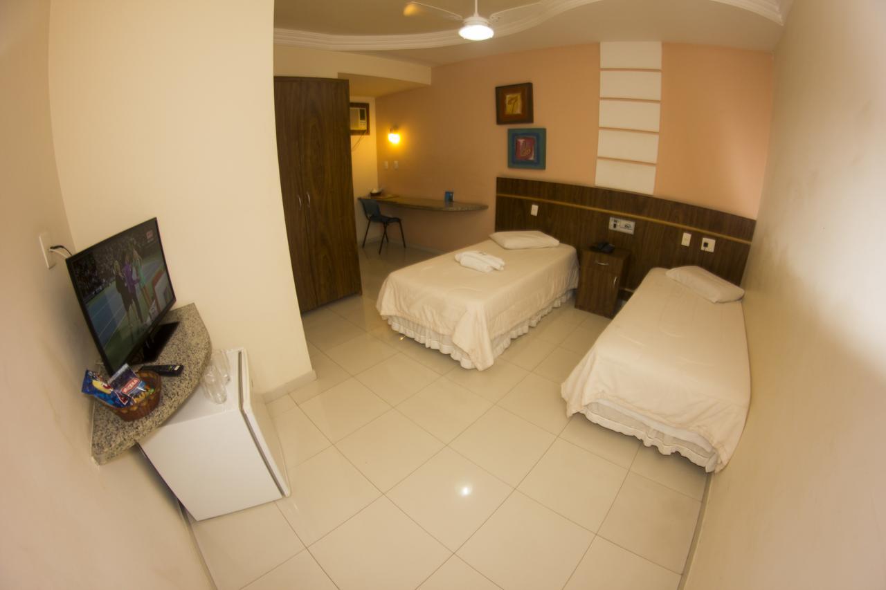 Gv Center Hotel Говернадор-Валадарис Экстерьер фото
